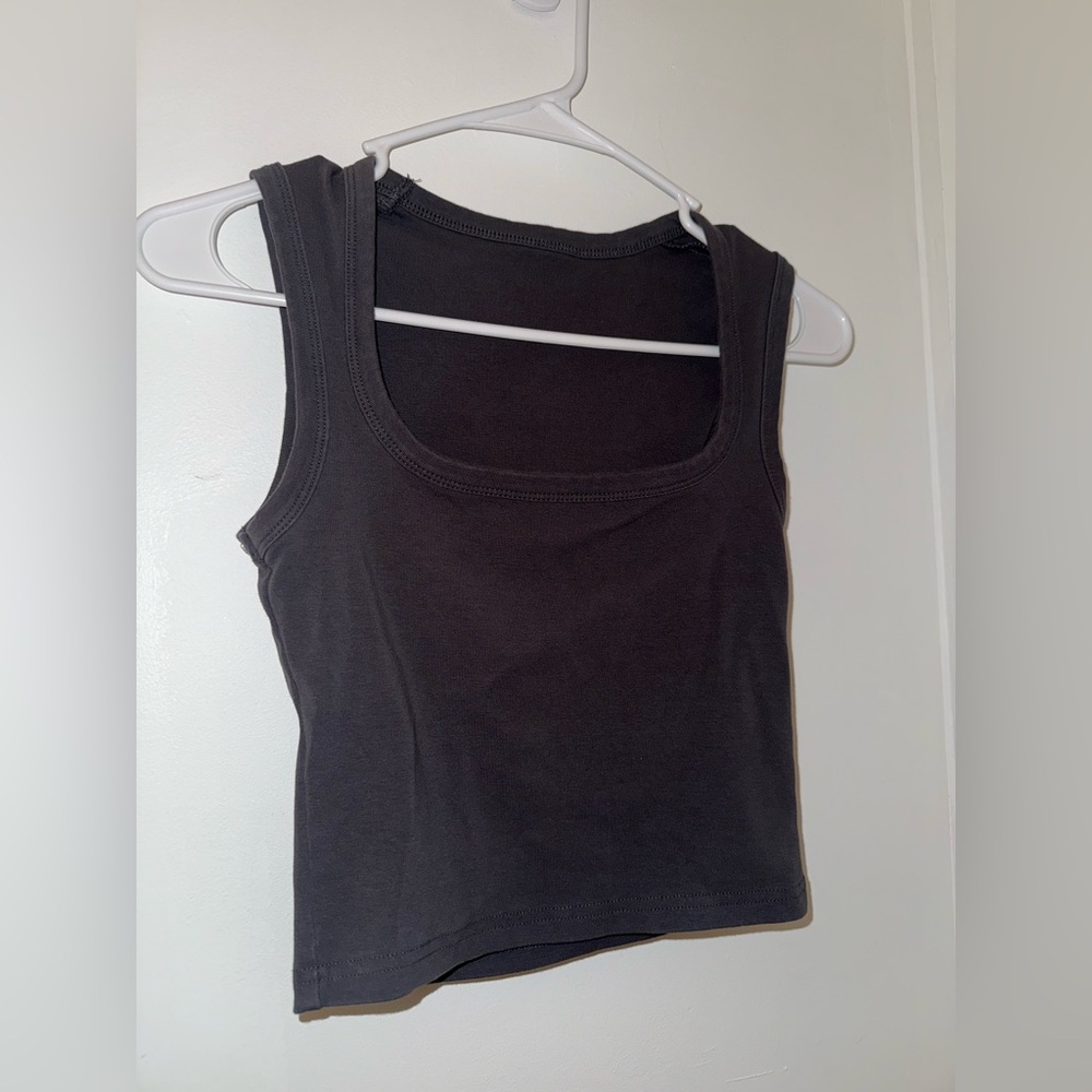 yesstyle sleeveless square-neck plain crop top